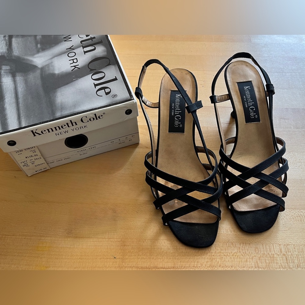 Vintage Kenneth Cole Black Fabric “Stripy” Low Heel Slip-on Sandals Shoes w/ Box